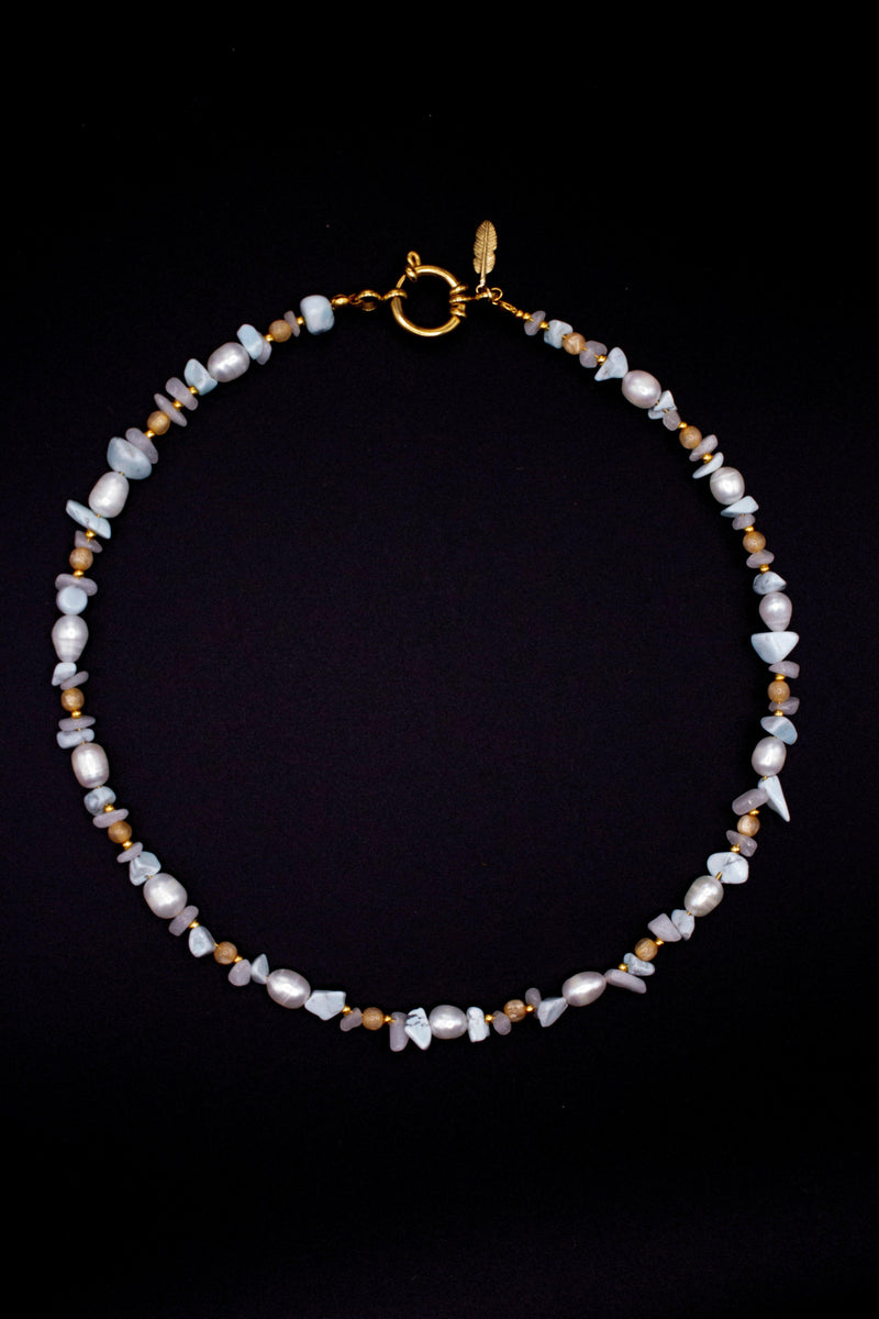 Romina Pearl Necklace – handmade freshwater pearls, choice of stainless steel clasp — Soorbeet
