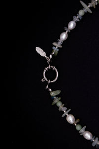 Aurelia Pearl Necklace – Natural Pearls, Miyuki & Freshwater Pearls, Handmade — Ansicht 3