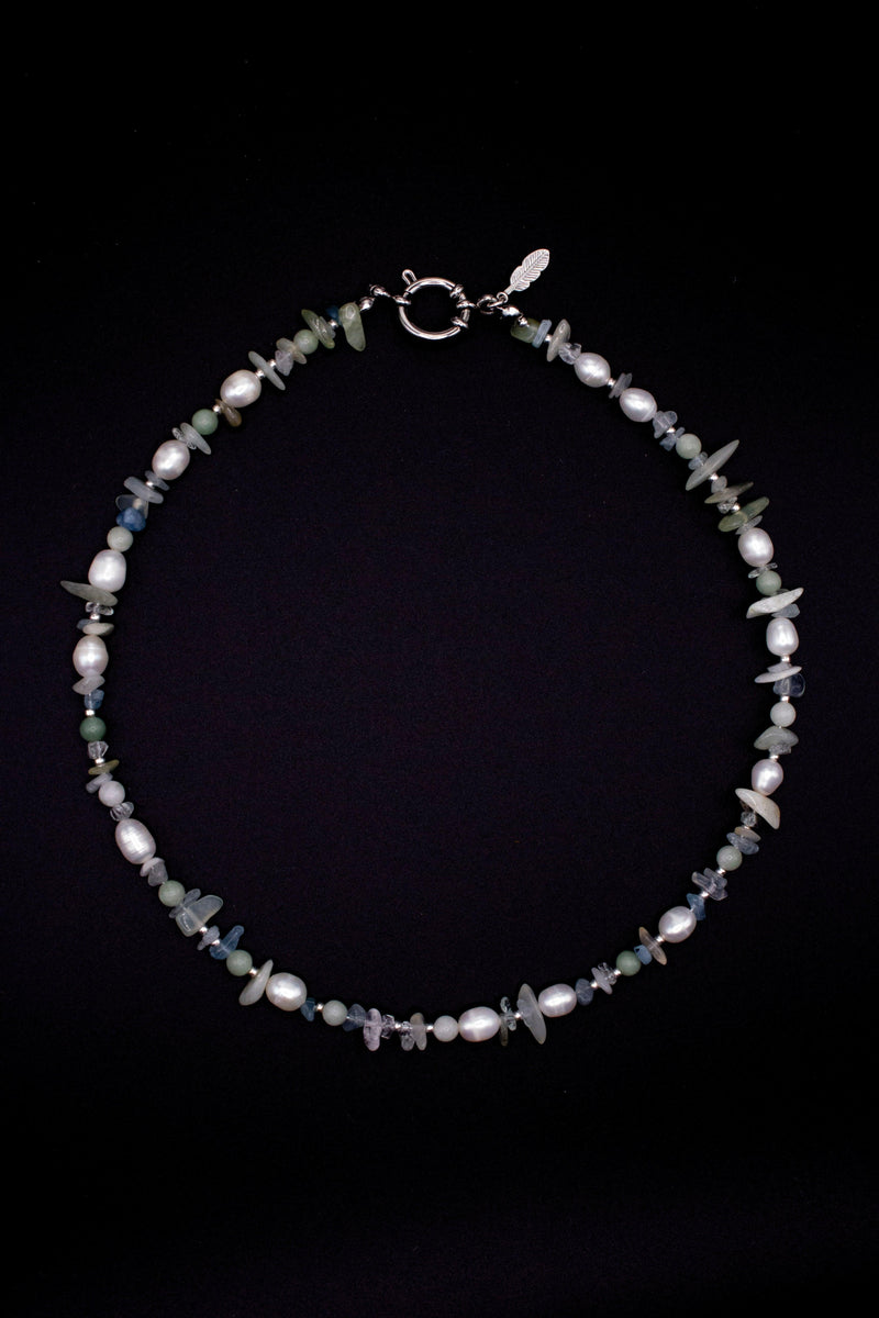 Aurelia Pearl Necklace – Natural Pearls, Miyuki & Freshwater Pearls, Handmade — Ansicht 2