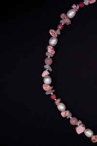 Ava Pearl Necklace – Natural & Freshwater Pearls | Handmade | Individually Customizable — Ansicht 2