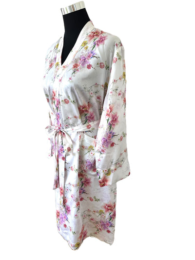 Monet Kimono White – 100% Tencel Satin | Luxury & Sustainability | Made in Austria