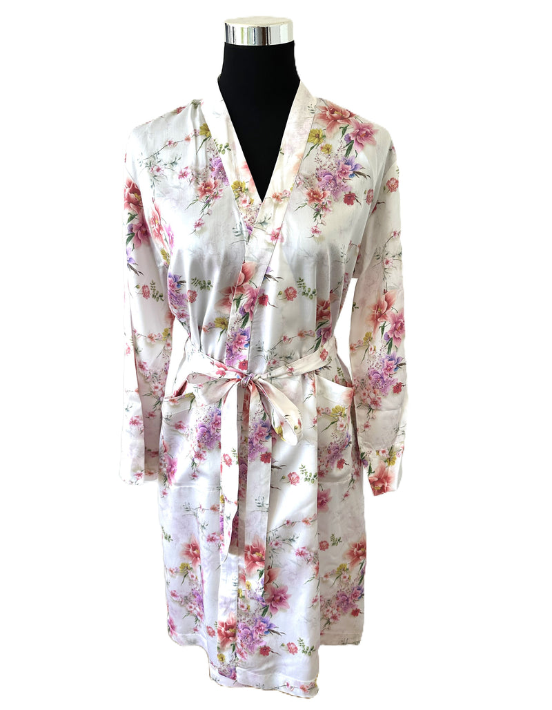 Monet Kimono White – 100% Tencel Satin | Luxury & Sustainability | Made in Austria — Ansicht 1