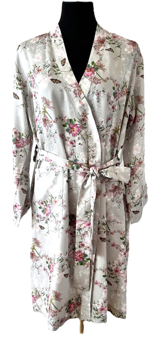 Kimono Monet Silver – 100% Tencel Satin | seidig glänzend | nachhaltig gefertigt