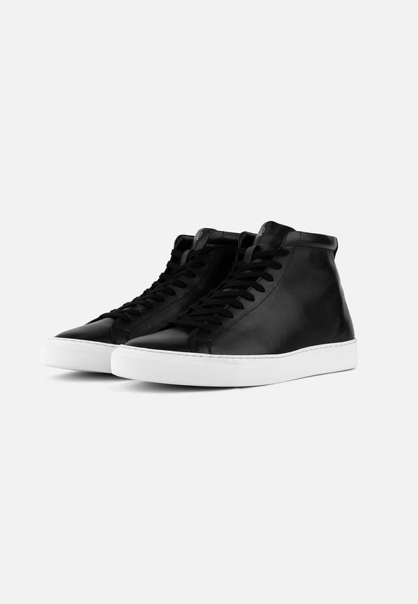 kūlson Black Salt Sneaker Schwarzes Rindsleder Recycelte Sohle Handmade Portugal