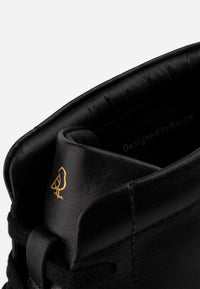 kūlson Black Salt Sneaker Schwarzes Rindsleder Recycelte Sohle Handmade Portugal — Ansicht 5