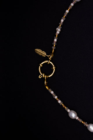 Laureline Perlenkette – Handgefertigte Eleganz | Miyuki- & Süßwasserperlen | Edelstahlverschluss