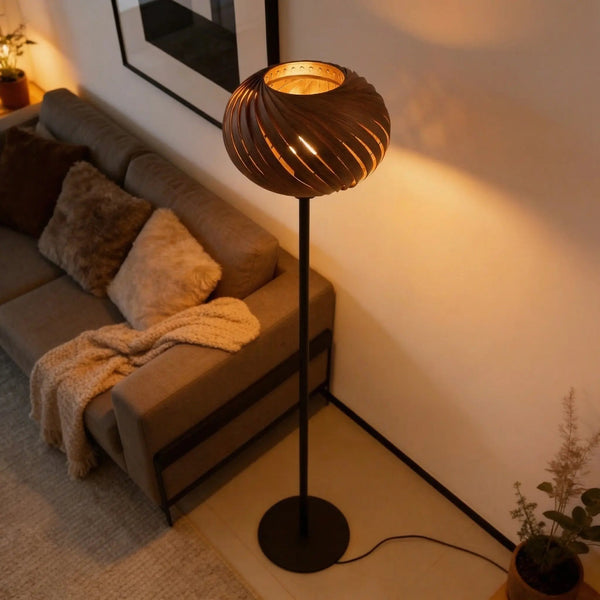 Alma lampshade made of walnut wood – handcrafted in Cologne