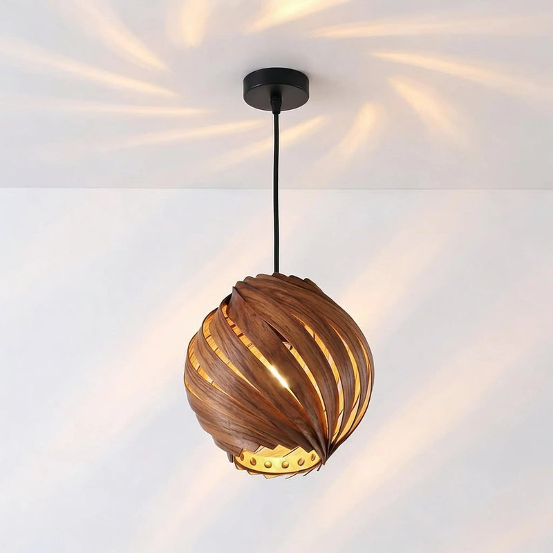 "Gemma" Sweetgum Lampshade – Handcrafted in Cologne — Ansicht 5