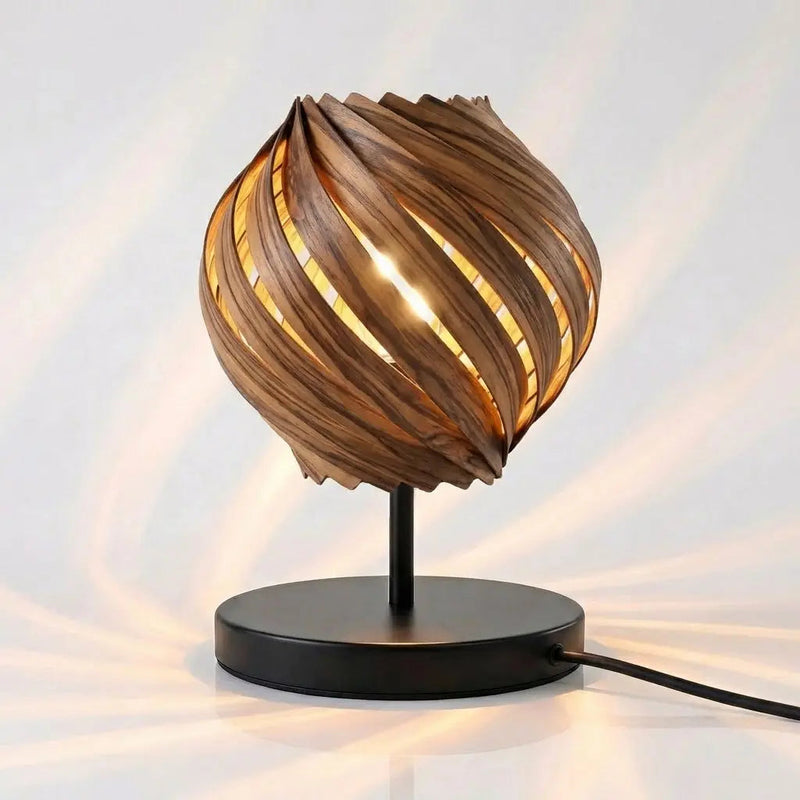 "Gemma" Sweetgum Lampshade – Handcrafted in Cologne — Ansicht 2
