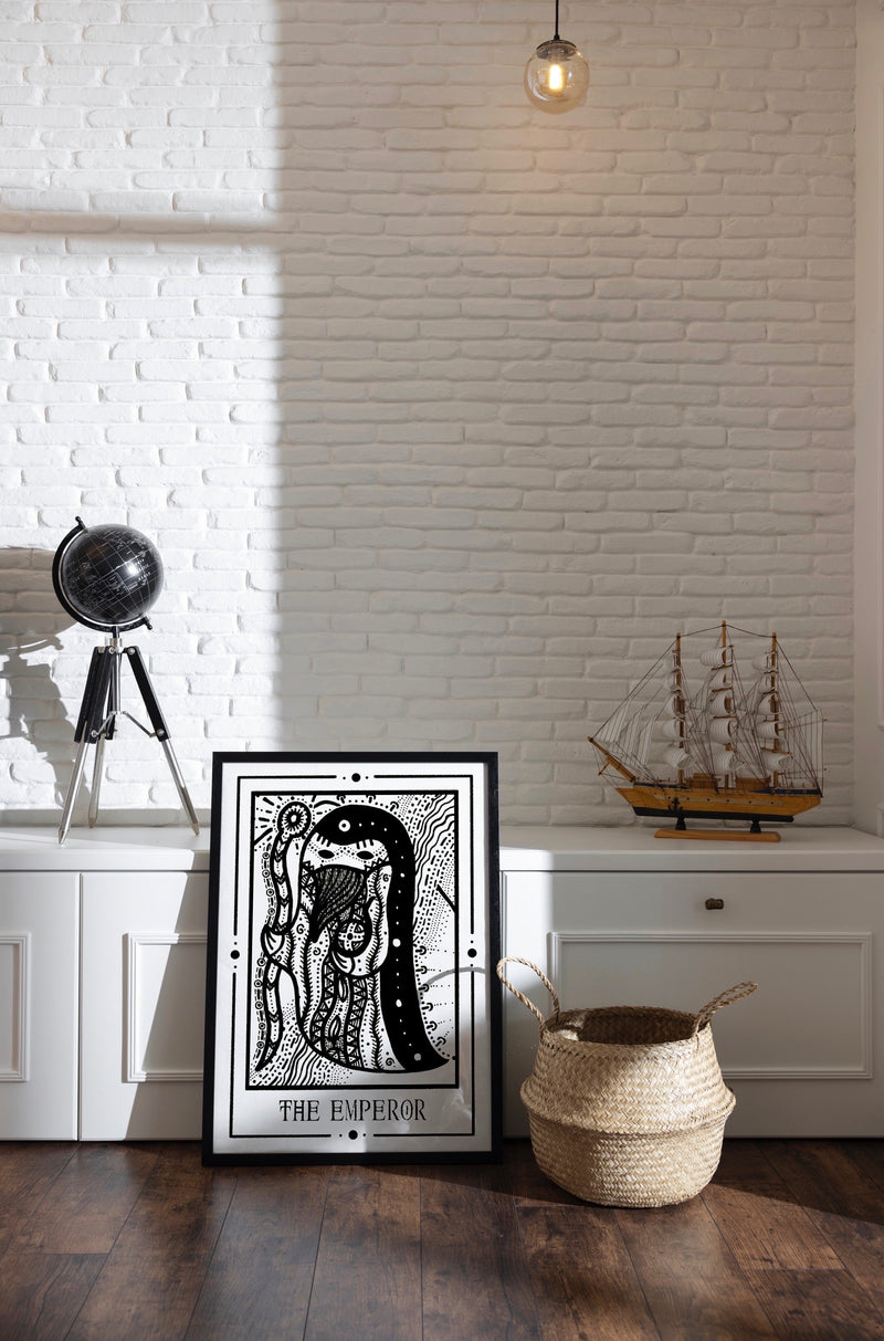 The Emperor Mystic Tarot Poster – Tiny Mystic Creatures Art Print — Ansicht 2