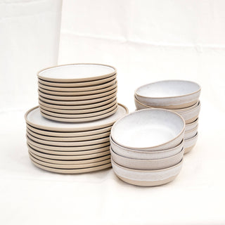 Aalina Geschirrset – Steingut | Beige-Weiß | Handgefertigt