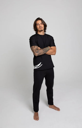 Sports Pants – Schwarz | Lockerer Schnitt | Monogramm‑Detail