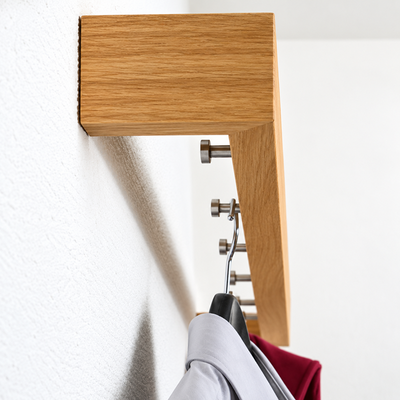 Garderobe VESTA aus Holz – handgefertigt