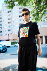 Mosaic Square T-Shirt Multicolor Foil – Unisex Straight Cut — Ansicht 3