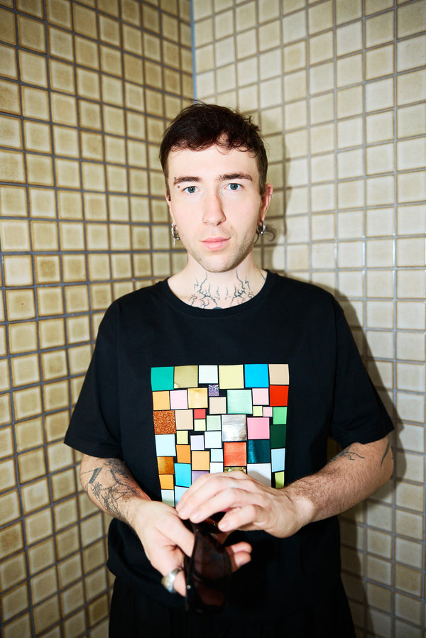 Mosaic Square T-Shirt Multicolor Foil – Unisex Straight Cut