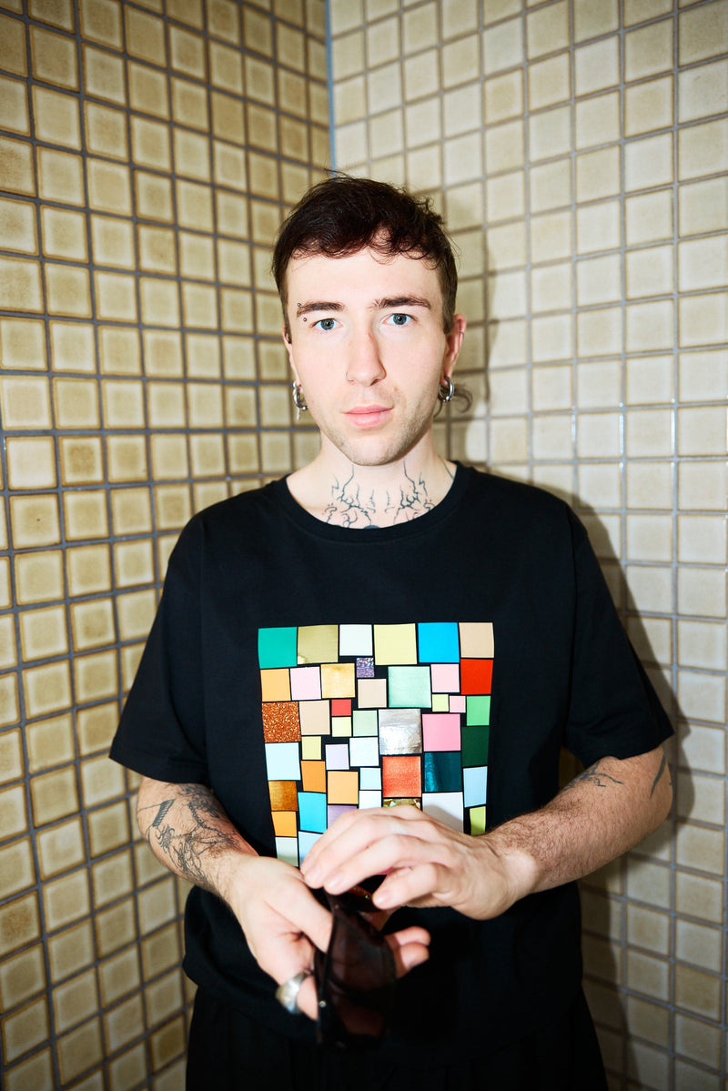 Mosaic Square T-Shirt Multicolor Foil – Unisex Straight Cut — Ansicht 2