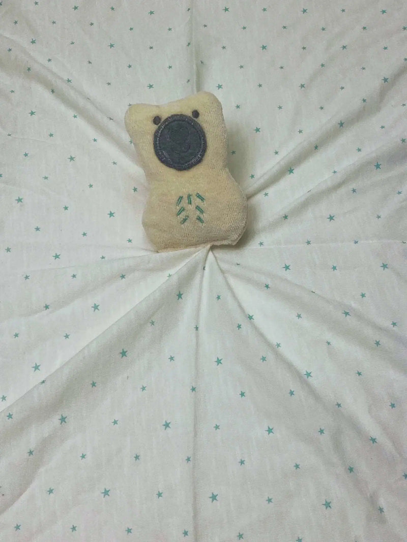 Organic Comfort Blanket Polar Bear - Handcrafted from Organic Cotton, Personalizable — Ansicht 5