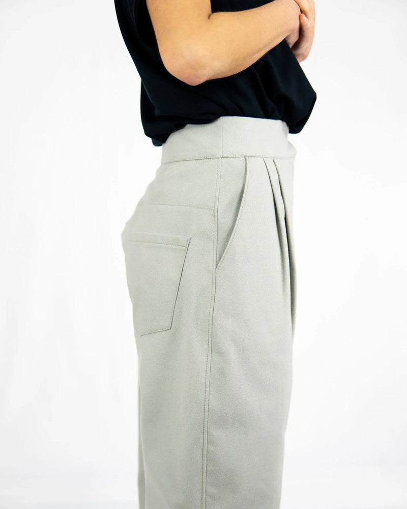 NEUTH Pleated Trousers Organic Cotton Flannel High Waist Made in Berlin — Ansicht 7