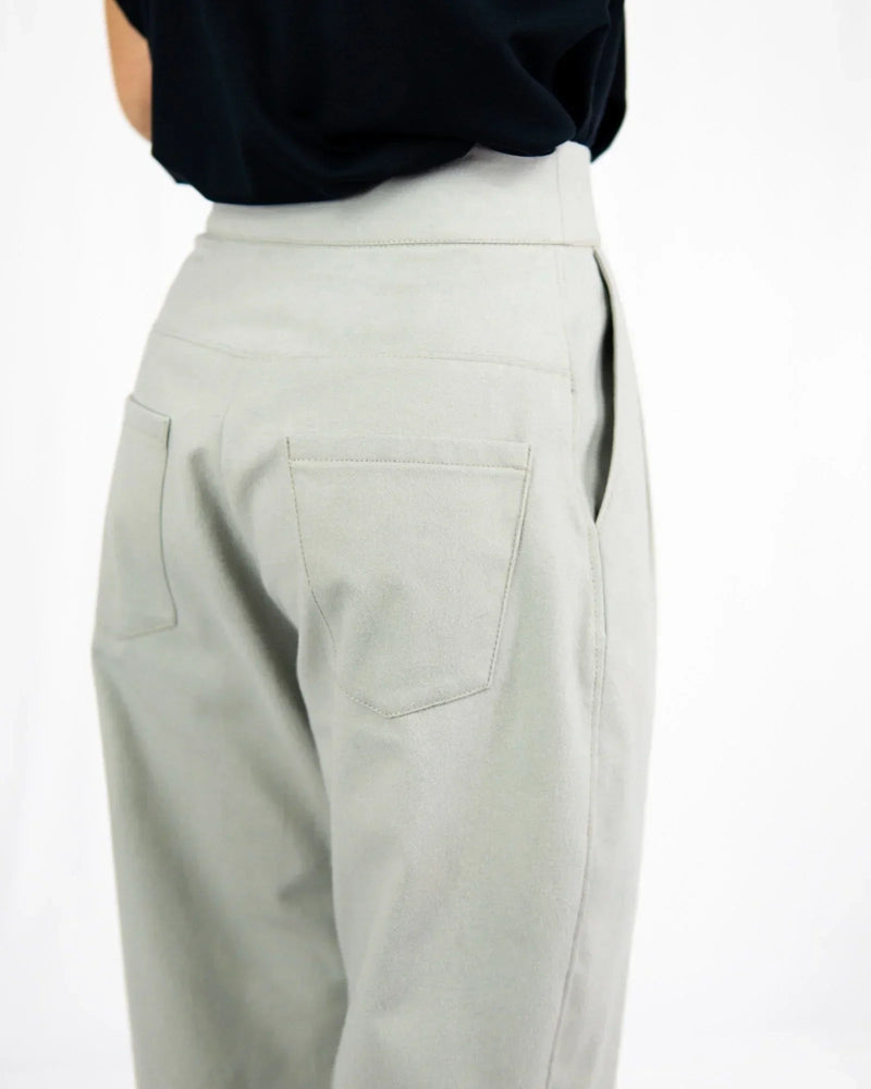 NEUTH Pleated Trousers Organic Cotton Flannel High Waist Made in Berlin — Ansicht 8
