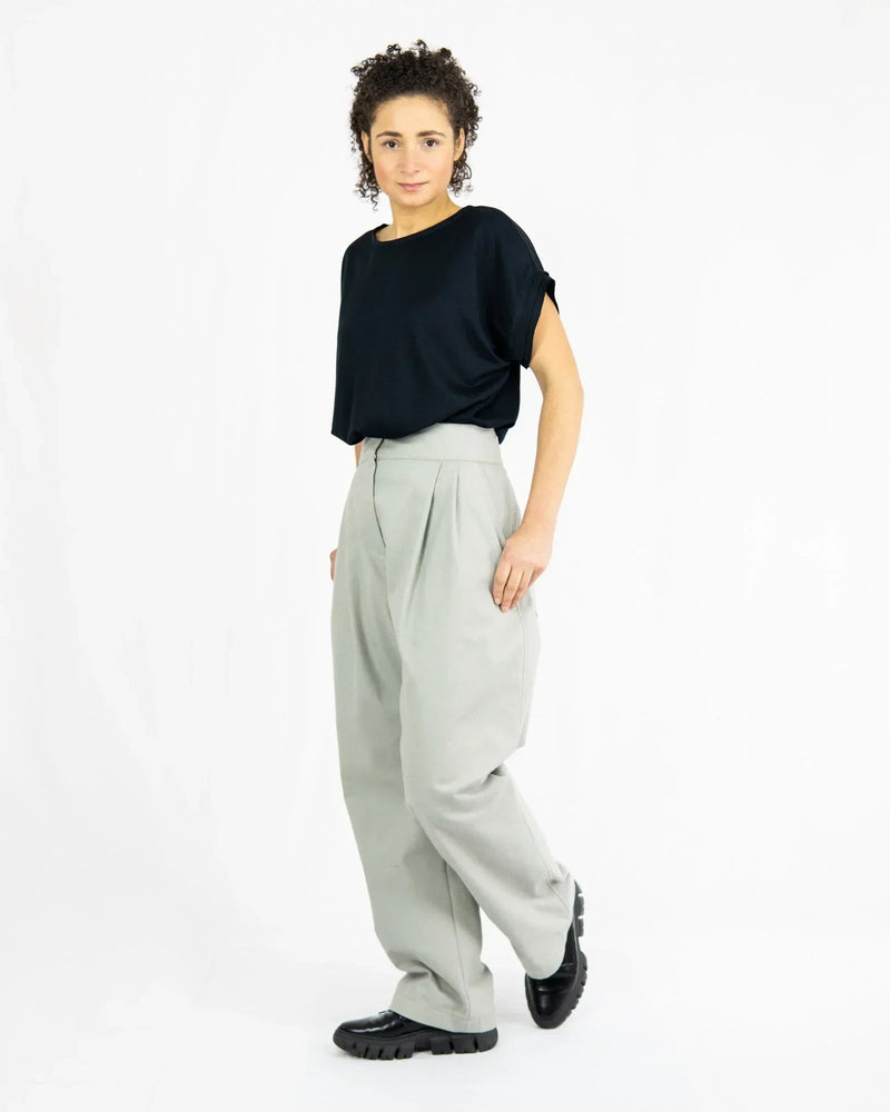 NEUTH Pleated Trousers Organic Cotton Flannel High Waist Made in Berlin — KEIJN