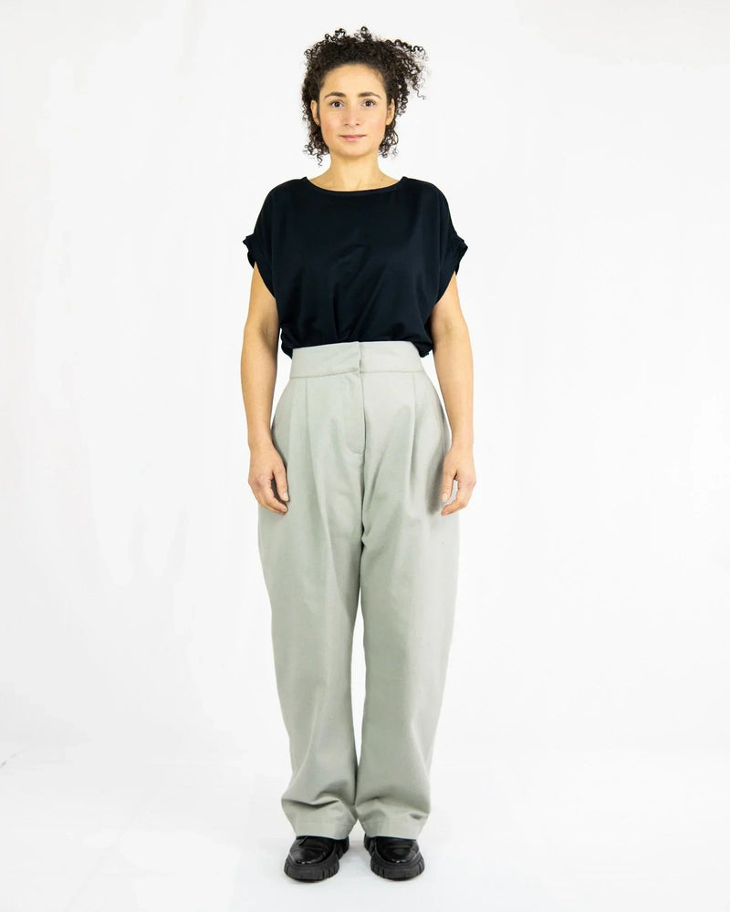 NEUTH Pleated Trousers Organic Cotton Flannel High Waist Made in Berlin — Ansicht 3