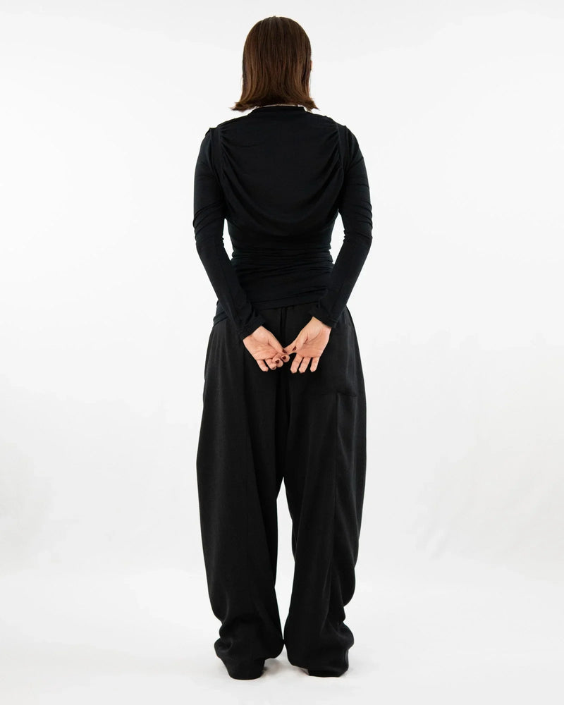 AdoHAR Low-Rise Trousers in Heavy TENCEL™ – Relaxed Fit, Made in Berlin — Ansicht 7