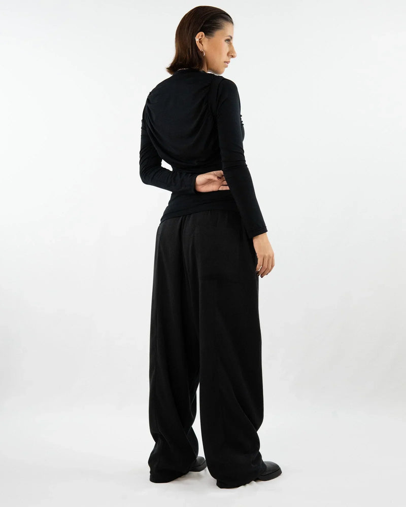 AdoHAR Low-Rise Trousers in Heavy TENCEL™ – Relaxed Fit, Made in Berlin — Ansicht 8
