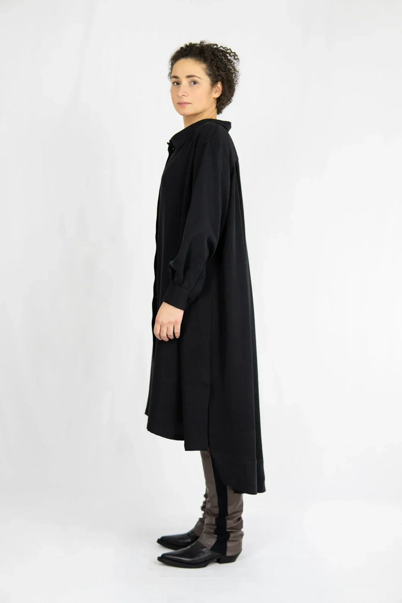VASYA Tencel Twill Shirt Dress – concealed button placket, Made in Berlin — Ansicht 6