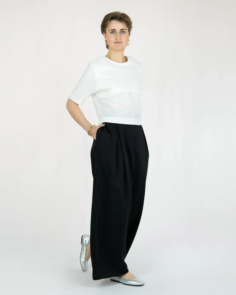 SMART pleated trousers in lyocell twill | High-waisted | Made in Berlin — KEIJN