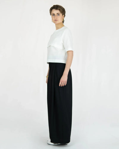 SMART pleated trousers in lyocell twill | High-waisted | Made in Berlin