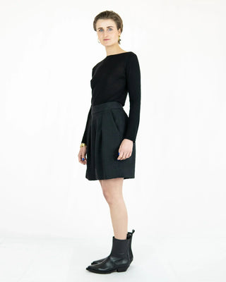 ANTILI - hoch taillierte Bermuda aus Jacquard | Circular Fabric Standard | Made in Berlin