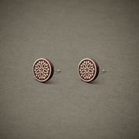 Wooden Stud Earrings Mandala N°1 – Handmade — Ansicht 2