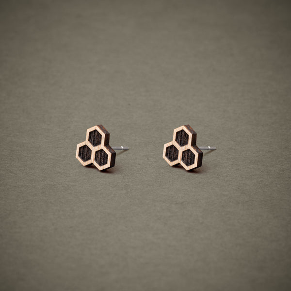 Wooden honeycomb stud earrings – FEINFORMART Handmade