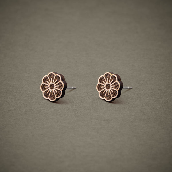 Wooden Stud Earrings Flower – handmade
