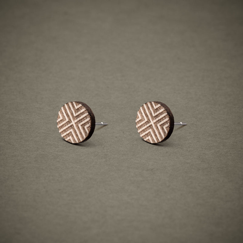 Wooden Cross Stud Earrings – Handmade — Ansicht 2