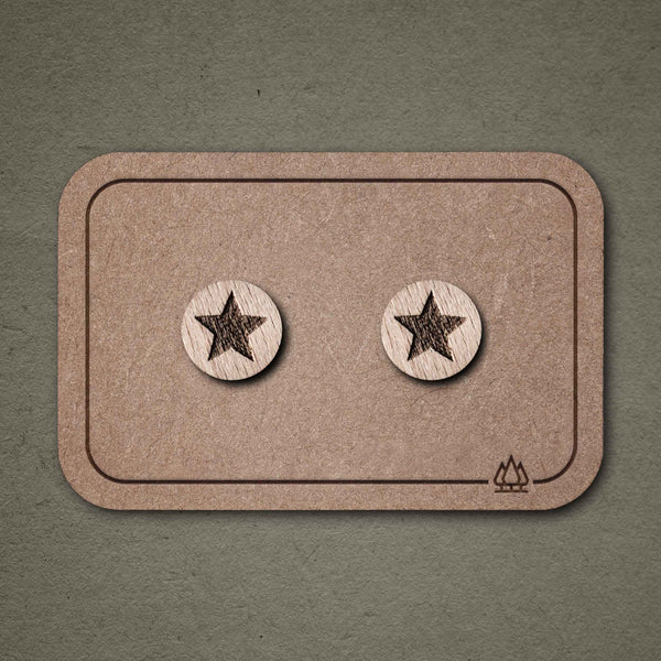 Ohrstecker aus Holz Stern N°4 – Handgefertigt