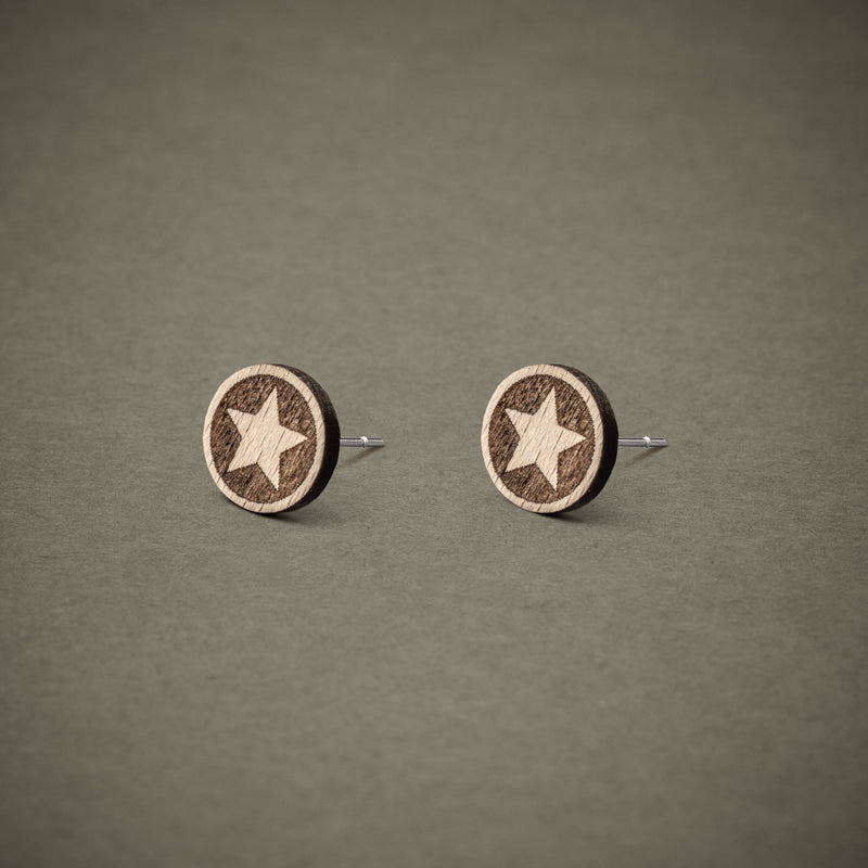 Wooden Stud Earrings Star N°5 | FEINFORMART — Ansicht 2