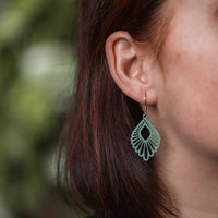 "Mindful" Wooden Drop Earrings - Featherlight, Delicate, Hypoallergenic — Ansicht 2