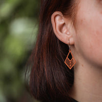 Tribe Wooden Drop Earrings – feather-light, delicate, hypoallergenic — Ansicht 7
