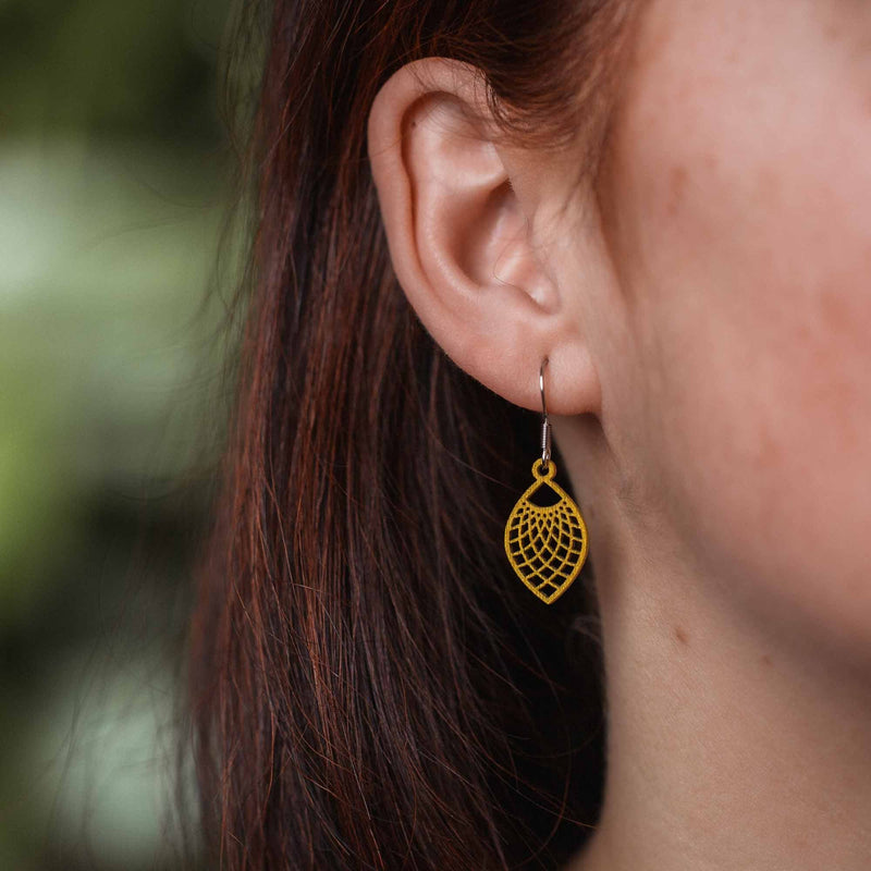 "Leaf" Wooden Earrings – feather-light, delicate, hypoallergenic — Ansicht 27