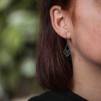 Tribe mini wooden earrings – feather-light, delicate, hypoallergenic — Ansicht 2