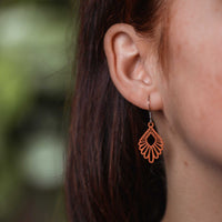 Mindful Mini Wooden Drop Earrings – feather-light, delicate, hypoallergenic — Ansicht 12