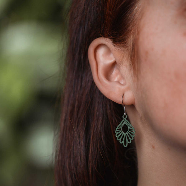 Mindful Mini Wooden Drop Earrings – feather-light, delicate, hypoallergenic