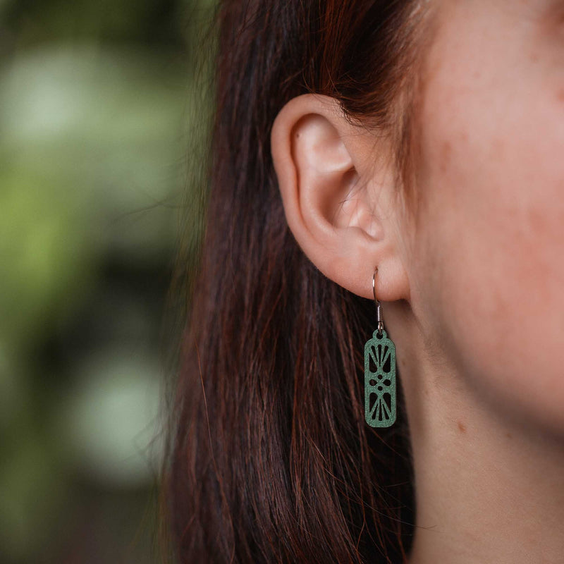 Harmony Wooden Earrings – feather-light, delicate, hypoallergenic — Ansicht 17