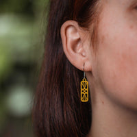 Harmony Wooden Earrings – feather-light, delicate, hypoallergenic — Ansicht 2