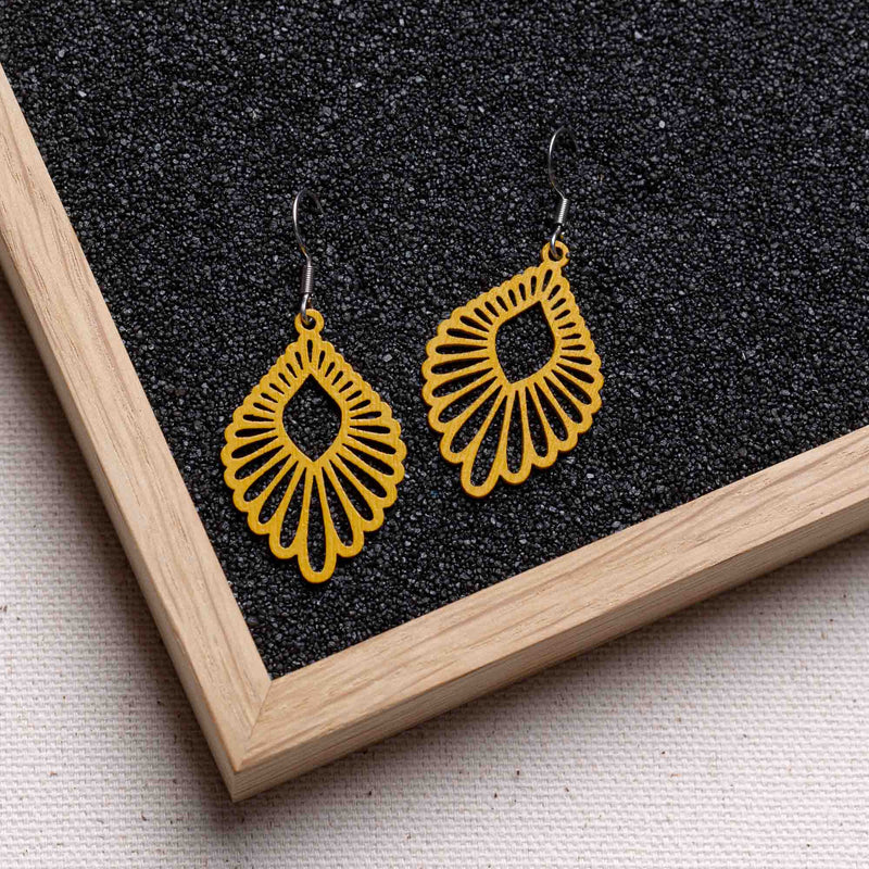 "Mindful" Wooden Drop Earrings - Featherlight, Delicate, Hypoallergenic — Ansicht 26