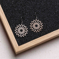 Flower Wooden Drop Earrings – feather-light, delicate, hypoallergenic — Ansicht 21