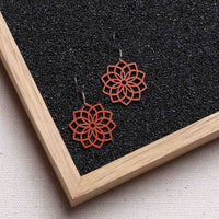 "Mandala" Wooden Earrings – feather-light, delicate, hypoallergenic — Ansicht 21