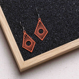 „Sunrise“ Ohrhänger aus Holz – federleicht | filigran | antiallergen