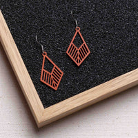 Tribe Wooden Drop Earrings – feather-light, delicate, hypoallergenic — Ansicht 6